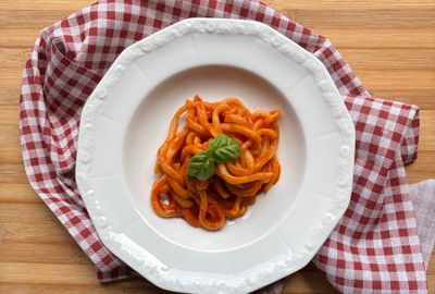 Vegan Cooking Class with Appetizers & Fresh Pasta in Tuscany