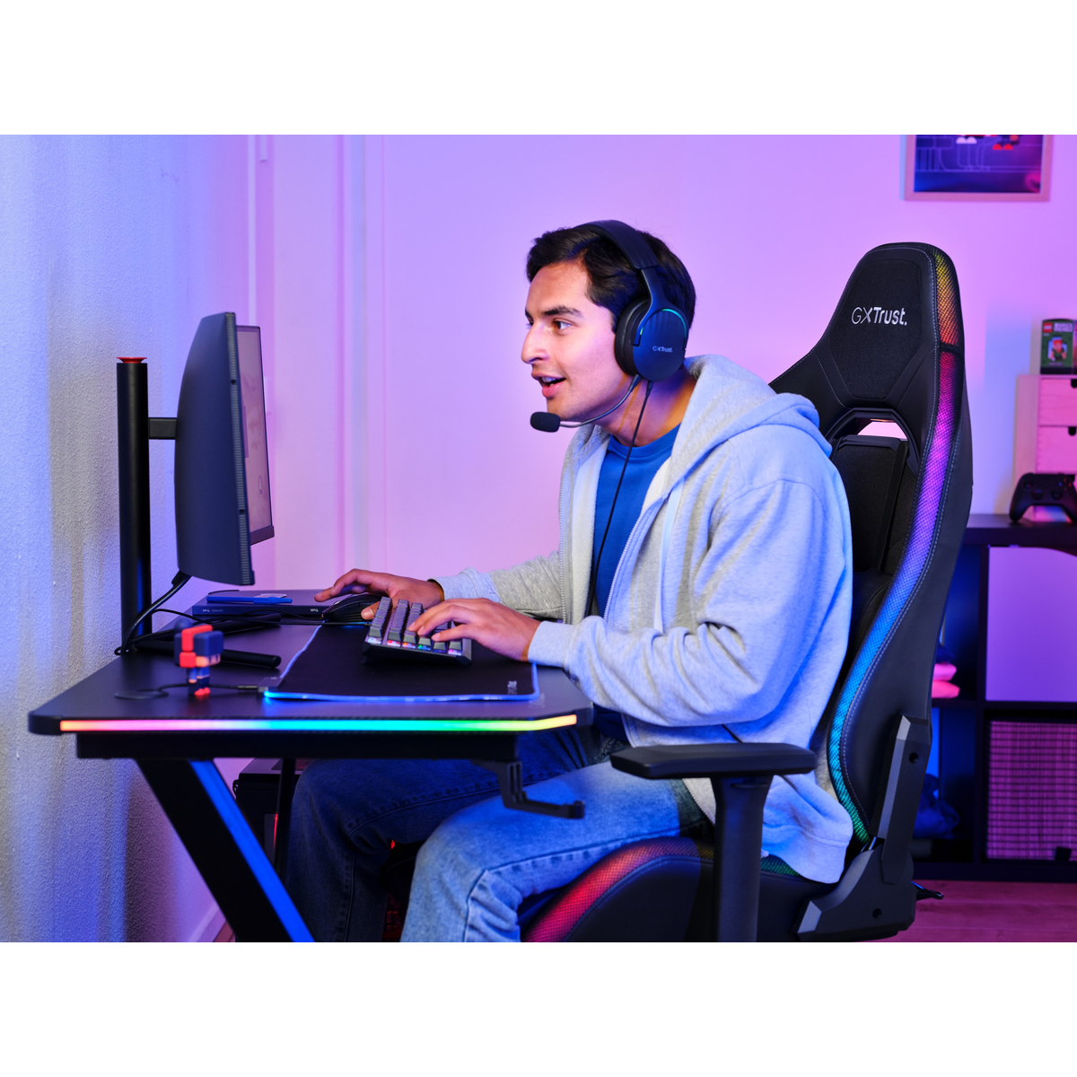 GXT719 RUYA RGB GAMING CHAIR BLACK UK