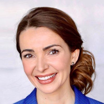 Julie Carrier
