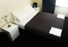 Others 3 Lockleys Hotel