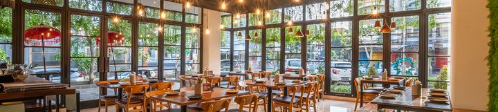 ร้านอาหาร 4 Grand Livio Kuta Hotel