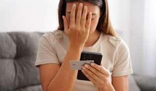 Ciri-Ciri Modus Pinjol Ilegal & Tips Menghindarinya, Financial Bestie